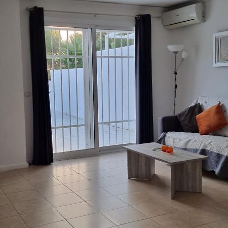 Immaculate And Modern 1 Bedroomed Apartment Dénia Buitenkant foto